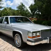 1988 Cadillac Fleetwood brougham Just 12038 miles 5L V8 16V Sedan