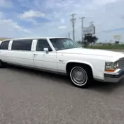 1988 Cadillac Fleetwood Brougham Limo ** 32,585 Miles **