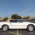 1988 CHEVROLET CORVETTE CONVERTIBLE 4-SPEED MANUAL BEAUTIFUL CAR 32,334 MILES