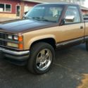 1988 CHEVROLET SILVERADO 1500 REGULAR CAB SHORT BED 4x4 (1)OWNER TRUCK 5.7V8