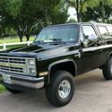 1988 Chevy Silverado K-5 Blazer, EFI V-8, A/C, 4x4, Automatic, locking hubs