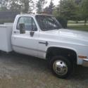 1988 custom deluxe 4x4 dually with 6.2 diesel with ulitity box