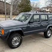 1988 Jeep Cherokee XJ - Pioneer Edition - 4x4 - Fuel Injected 4.0L
