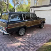 1988 Jeep Grand Wagoneer With Major Upgrades