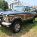 1988 Jeep Grand Wagoneer Woody! 5.9L V8, 4inch lift, 31in tires, updated radio!