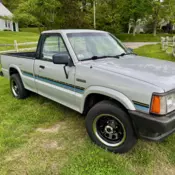 1988 Mazda B2200