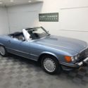 1988 MERCEDES BENZ 560 SL. RARE DIAMOND BLUE. 73,485 MILES. RUNS / DRIVES SUPERB