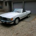 1988 Mercedes -Benz SL-Class 560SL White / Burgundy 20,800 Miles