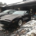 1988 Pontiac firebird, needs restoration