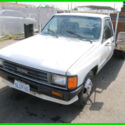 1988 Toyota Pick Up 4 Cylinder 2.4L Automatic NO RESERVE