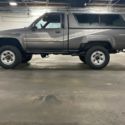 1988 Toyota Pickup 4x4 Deluxe Standard Cab 4Cyl 5-Speed 22RE Only 59,000 Miles