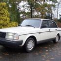 1988 VOLVO 240 DL