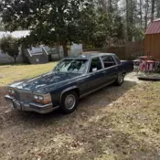 1989 Cadillac Brougham Blue