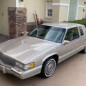 1989 CADILLAC COUPE DEVILLE  39,524 ACTUAL MILES STUNNING CAR LOOKS LIKE NEW !