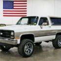 1989 Chevrolet Blazer  89901 Miles White / Silver  350 V8 Automatic