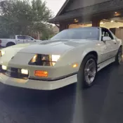1989 Chevrolet Camaro Coupe White IROC z T-TOP