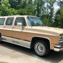 1989 Chevrolet Suburban 1500 : Low Miles : Like New : Garage Kept : All Original