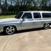 1989 Chevrolet Suburban 1500 LS Swapped Lowered
