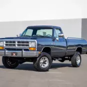 1989 DODGE RAM 350 5.9L CUMMINS DIESEL AUTOMATIC 103K MILES SHOWTRUCK QUALITY