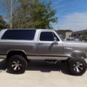 1989 Dodge Ram Charger Le 150 Show truck No Rust and Original paint. Low miles