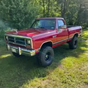 1989 Dodge W150 4x4 pickup truck