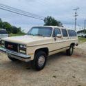 1989 GMC 2500 SUBURBAN 4X4 (SUPER CLEAN)