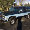 1989 GMC Suburban 4X4 V1500 RUST FREE WORLDWIDE NO RESERVE RUNS GREAT MUST SEE!!