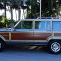 1989 JEEP GRAND WAGONEEER 4X4 IN EXCELLENT CONDITION INSIDE AN OUT ORIGINAL SUV