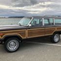 1989 Jeep Grand Wagoneer Restomod