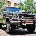 1989 Jeep Grand Wagoneer Restored, Drives Very Well, Small Lift, 5.9L V8 4WD