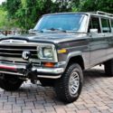 1989 jeep grand wagoneer restored, drives very well, small lift must be seen wow