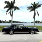1989 LINCOLN TOWN CAR ONE OWNER CLEAN CARFAX ONLY 99K MILES CONTINENTAL