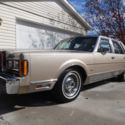 1989 LINCOLN TOWN CAR SIGNATURE SERIES 18K ORIGINAL MILES!