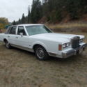 1989 LINCOLN TOWN CAR WELL MAINTAINED LOTS OF SERVICE RECORDS TURN KEY CLASSIC!!