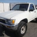 1989 Nissan Pickup DLX 4x4 Manual 4 Cylinder NO RESERVE