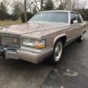 1990 Cadillac Brougham D’Elegance 5.7L Very Low Miles