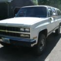 1990 CHEVROLET SILVERADO SUBURBAN V2500 3/4 TON 4X4