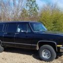 1990 CHEVROLET SURBURBAN BLACK 4X4 SQUARE BODY 4 WHEEL DRIVE V1500