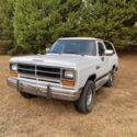 1990 Dodge Ramcharger SUV White 4WD Automatic AW-150