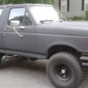 1990 Ford Bronco 351 Windsor 4x4, auto, air, lifted, 35s on Mickey Thompsons