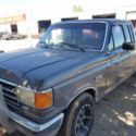 1990 Ford F-250 Custom Extended Cab Pickup 2-Door 5.8L