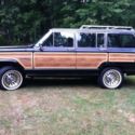 1990 Jeep Grand Wagoneer - 36973 Miles - NO RESERVE - black and burgundy finish