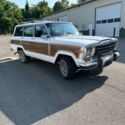 1990 Jeep Grand Wagoneer SUV White 4WD Automatic