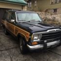 1990 Jeep Grand Wagoneer V8 4 wheel dr