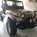 1990 jeep wrangler 107,000 4.2 liter straight 6