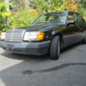 1990 MERCEDES 300E - VERY NICE CLASSIC - LOW MILES - RARE BLACK ON BLACK