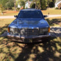 1990 Mercedes-Benz 300SE in excellent condition