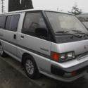 1990 Mitsubishi Van  Automatic 4 Cylinder NO RESERVE