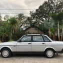 1990 Volvo 240 DL 4dr Sedan Automatic 4-Speed RWD I4 2.3L Gasoline
