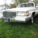 1991 Cadillac Fleetwood Brougham  Sedan V8 F.I. 4 Speed Automatic Clean Original
